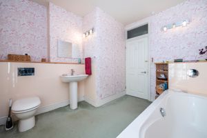 Family Bathroom- click for photo gallery